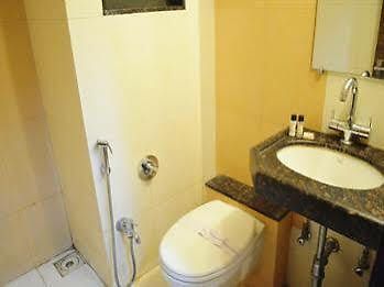 Oyo Rooms Railway Station Ankleshwar المظهر الخارجي الصورة