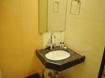 Oyo Rooms Railway Station Ankleshwar المظهر الخارجي الصورة