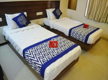 Oyo Rooms Railway Station Ankleshwar المظهر الخارجي الصورة